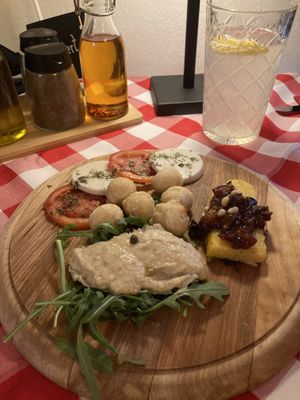 Antipasti Plate for 1  at Vegitalian in Salzburg
