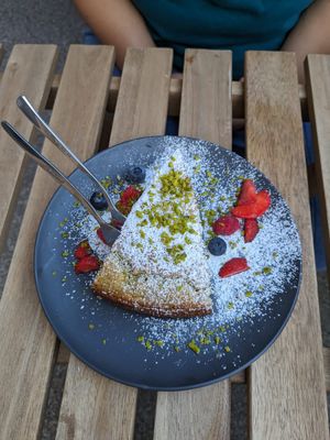 Pistachio Cake  at Vegitalian in Salzburg
