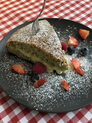 Torta al Pistacchio  at Vegitalian in Salzburg