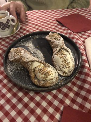 Cannoli  at Vegitalian in Salzburg