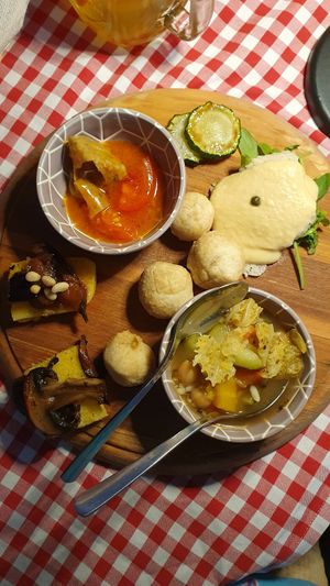 shared appetizer at Vegitalian in Salzburg