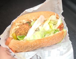 Broodje Falafel at Hummus Falafel En Meer in Breda