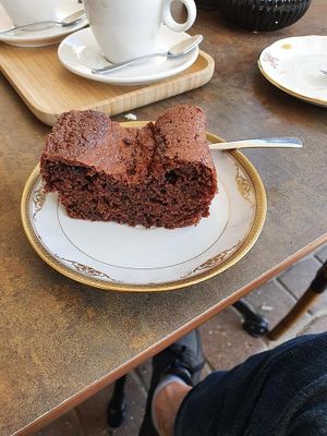 chocolate gluten free  vegan cake  at Marbo Coffee in De Panne