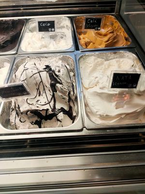 Flavors at Madonna Gelateri in Girona