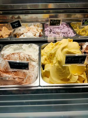 Flavors at Madonna Gelateri in Girona