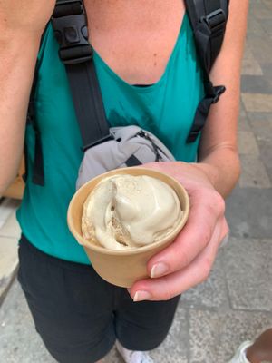 Catalan Cream at Madonna Gelateri in Girona
