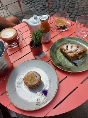 Terrace at Idem Con Patate in Turin