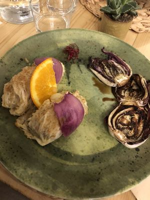  la cena non meritava proprio, bella al massimo da vedere  at Idem Con Patate in Turin