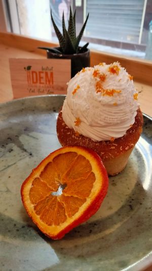CUPCAKE COCCO E ARANCIA at Idem Con Patate in Turin