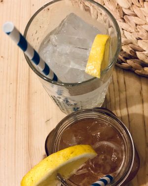 Gin tonic and alcohol-free fruit cocktail  at Idem Con Patate in Turin