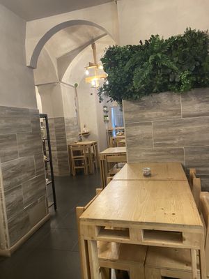 Locale  at Idem Con Patate in Turin