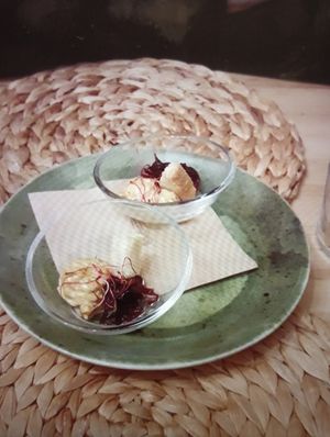 Onion and homemade mayonnaise entrée at Idem Con Patate in Turin