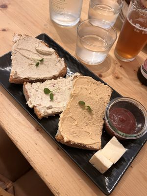 Antipasto di formaggi  at Idem Con Patate in Turin