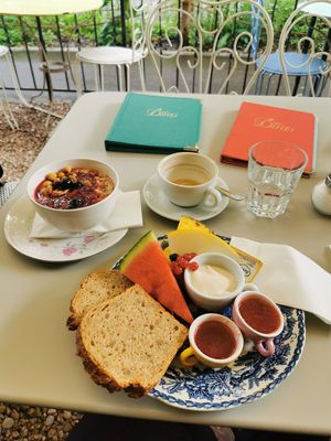  at Kafi Dihei in Zurich