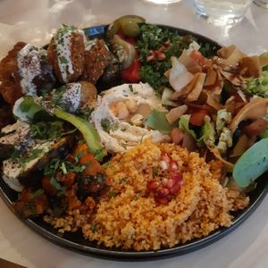 Asiete du chef vegan at Baladi in Brussels
