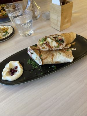 Sándwich de queso halloumi at Baladi in Brussels