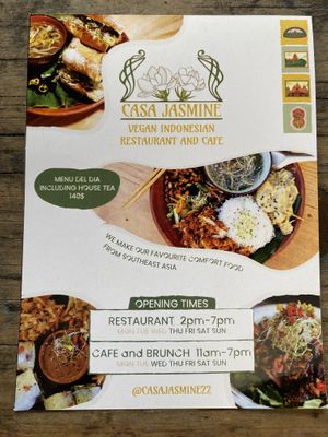 Happy Cow gives you different directions and opening times, here you can see the correct information   at Casa Jasmine in San Cristobal De Las Casas