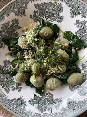 Spinach Gnocchi - Wilted spinach, cashew, lemon & parsley pesto, toasted pumpkin seeds  at Ashmolean Rooftop Restaurant in Oxford