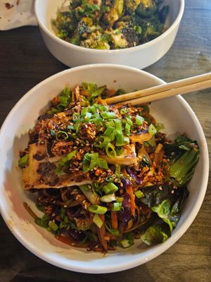 Chili-garlic noodles with tofu added at Hollerhorn Distilling in Naples