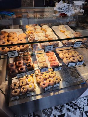  at Hulis Donuts in Cape Town
