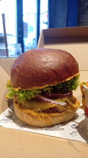 Classic burguer at Eden Jaxx - Købmagergade in Copenhagen
