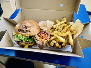 The Original, Seasoned Fries, coleslaw and edens bbq sauce.   at Eden Jaxx - Købmagergade in Copenhagen