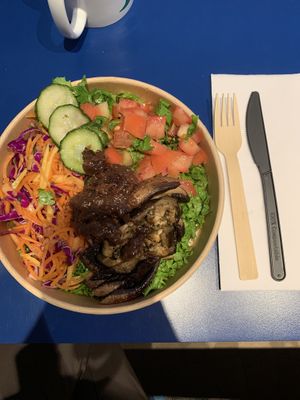 Don’t take the “Burger” bowl... it’s basically just salad. Take the regular/classic burgers, they’re tasty. If your hungry, than the salat bowl will not satisfy you!   at Eden Jaxx - Købmagergade in Copenhagen