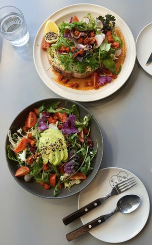 Green Pesto Tofu-noodle Salad & Avocado Toast at Monk's Deli in Seoul