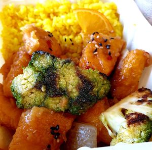 orange chicken at Monk's Deli in Seoul