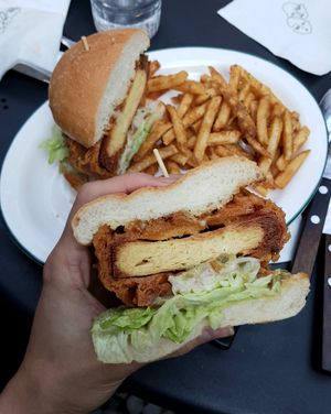 Tofu "Chicken" Burger - close-up at Monk's Deli in Seoul