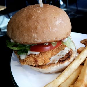 Tofu Chkn Burger - close-up at Monk's Deli in Seoul