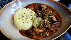 Spicy red curry at Monk's Deli in Seoul