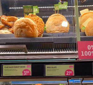 veganuary neuheiten at backWERK - Westenhellweg in Dortmund