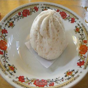 steamed bun at Jay Tamachad in Koh Samui