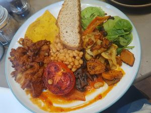 Vegan breakfast at Nomad in Edinburgh