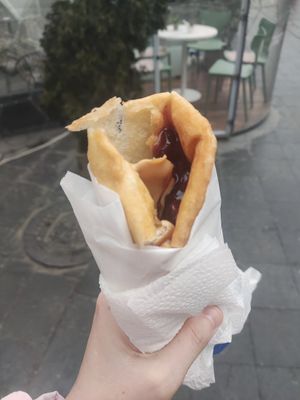 Peanut butter and cherry jam at Scovergi Mica in Bucharest