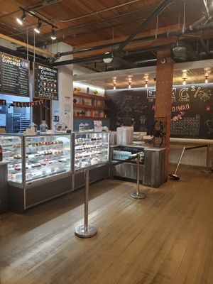  at Molly's Cupcakes in Chicago