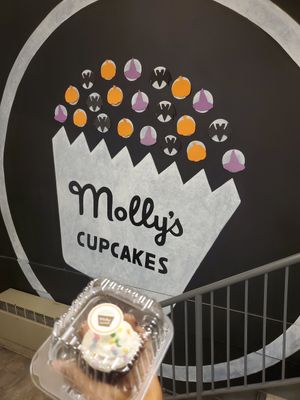  at Molly's Cupcakes in Chicago