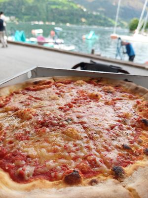 "Margherita" with oregano (13.40) at Pizzeria Giuseppe in Zell Am See