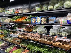 Produce at Mainland Market Co in San Francisco
