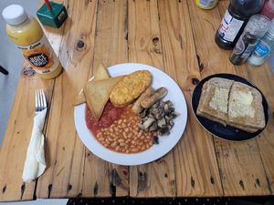 10 Item Cooked Breakfast with Brown Toast and Orange Juice #Veganuary at Billy Jeans in Holywell