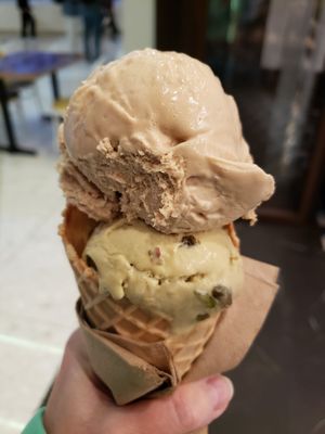 Caramel and pistachio at Craig's Vegan in Las Vegas