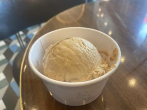Caramel ice cream   at Craig's Vegan in Las Vegas