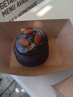 Vegan chocolate cake at Sitári in Naxos