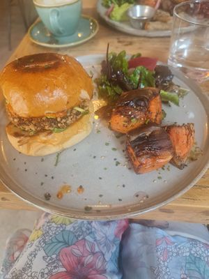  at Palem Café in La Rochelle