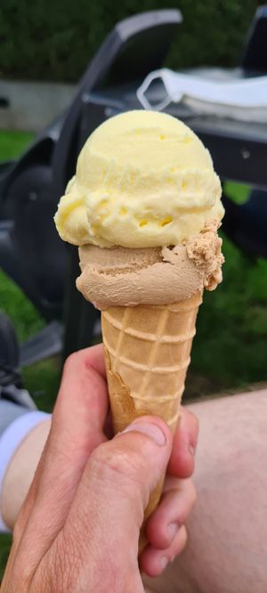 Sorbet en mokka! at Ijskimo in Putte