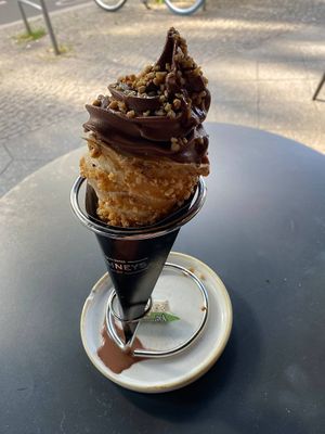 Snikka at Chimneys Friedrichshain in Berlin