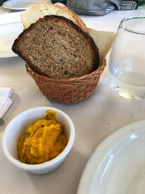 Homemade bread and dip at Artemisia - Costa Rica in Buenos Aires