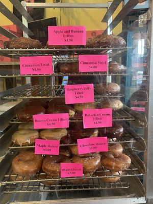 Pure bliss on a weekend. We sampled (gobbled) four and were not one bit disappointed.   at Pepples Donut Farm in Berkeley