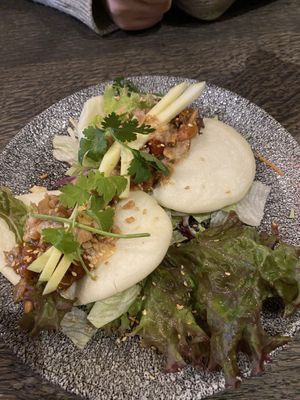 Baos with jackfruit at Vegang in Berlin